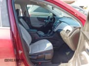 ✅ 2020 Chevrolet Equinox LT • VIN: 2GNAXKEV2L6232456 • Lot: 43309584. Wystawiony na IAAI z przebiegiem 103 556 mil. Bezpłatny archiwum sprzedaży aukcyjnych z USA i szczegółowy raport historii pojazdu na DreamBid. Zdjęcie 5.