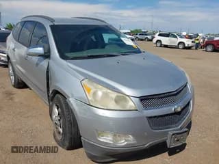 ✅ 2011 Chevrolet Traverse LS • VIN: 1GNKREED4BJ169627 • Lot: 43066864. Wystawiony na IAAI z przebiegiem 197 828 mil. Bezpłatny archiwum sprzedaży aukcyjnych z USA i szczegółowy raport historii pojazdu na DreamBid. Zdjęcie 1.