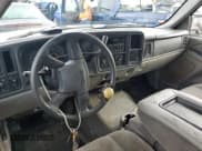 ✅ 2004 GMC Yukon XL SLT • VIN: 1GKEC16Z64J201494 • Lot: 75116274. Listed on Copart with 201,386 mi. Free auction sales archive from the USA and detailed vehicle history report at DreamBid. Image 8.