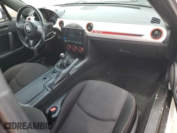 ✅ 2014 Mazda MX-5 Miata Club • VIN: JM1NC2MF1E0236686 • Lot: 65129985. Listed on Copart with 71,415 mi. Free auction sales archive from the USA and detailed vehicle history report at DreamBid. Image 8.