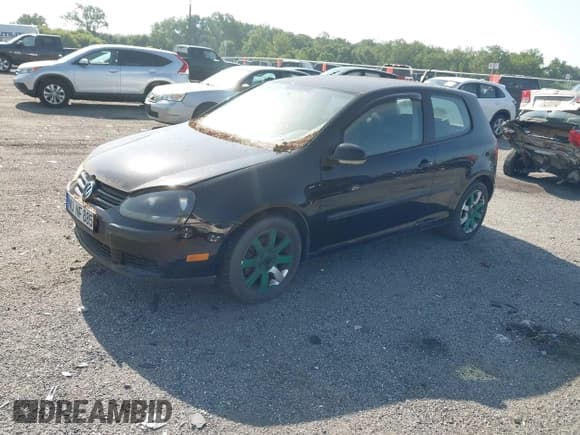 ✅ 2007 Volkswagen Rabbit • VIN: WVWAR71K77W094663 • Lot: 42588486. Listed on IAAI with 127,811 mi. Free auction sales archive from the USA and detailed vehicle history report at DreamBid. Image 2.