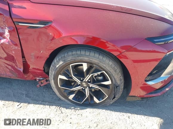 ✅ 2025 Hyundai Sonata SEL • VIN: KMHL64JA3SA438045 • Лот: 43622836. Опубликован ранее на IAAI с пробегом 32 388 миль. Бесплатный доступ к архиву аукционных продаж из США и подробный отчёт об истории автомобиля на DreamBid. Изображение 17.