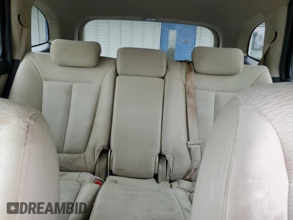 ✅ 2009 Hyundai Santa Fe GLS • VIN: 5NMSG13D69H245956 • Lot: 78183034. Listed on Copart with 214,788 mi. Free auction sales archive from the USA and detailed vehicle history report at DreamBid. Image 10.