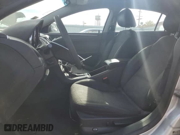 ✅ 2011 Chevrolet Malibu 1LT • VIN: 1G1ZC5E14BF390171 • Lot: 78727864. Listed on Copart with 121,763 mi. Free auction sales archive from the USA and detailed vehicle history report at DreamBid. Image 7.