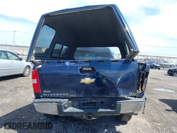 ✅ 2011 Chevrolet Silverado 1500 LS • VIN: 1GCRKREA1BZ252507 • Lot: 42136484. Wystawiony na IAAI z przebiegiem 212 211 mil mil. Skorzystaj z bezpłatnego archiwum sprzedaży aukcyjnych z USA i zobacz szczegółowy raport historii pojazdu na DreamBid. Zdjęcie 16.