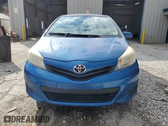 ✅ 2012 Toyota Yaris L • VIN: JTDKTUD34CD505211 • Лот: 89652995. Опубликован ранее на Copart с пробегом 122 189 миль. Бесплатный доступ к архиву аукционных продаж из США и подробный отчёт об истории автомобиля на DreamBid. Изображение 5.
