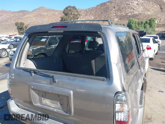 ✅ 2002 Toyota 4Runner SR5 • VIN: JT3GN86R620231044 • Lot: 43655682. Listed on IAAI with 258,013 mi. Free auction sales archive from the USA and detailed vehicle history report at DreamBid. Image 12.