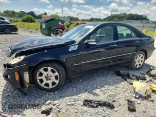 ✅ 2006 Mercedes-Benz C 280 Luxury • VIN: WDBRF54H76A889819 • Lot: 63841745. Wystawiony na Copart z przebiegiem 216 131 mil. Bezpłatny archiwum sprzedaży aukcyjnych z USA i szczegółowy raport historii pojazdu na DreamBid. Zdjęcie 1.