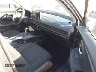 ✅ 2025 Honda HR-V LX • VIN: 3CZRZ1H31SM758408 • Lot: 43515162. Listed on IAAI with 7,023 mi. Free auction sales archive from the USA and detailed vehicle history report at DreamBid. Image 5.