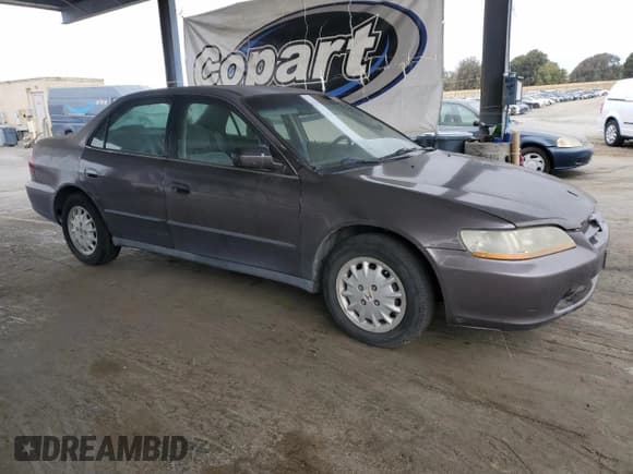 ✅ 1998 Honda Accord LX • VIN: 1HGCG5640WA078802 • Lot: 70937415. Listed on Copart with Not provided. Free auction sales archive from the USA and detailed vehicle history report at DreamBid. Image 4.
