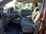 ✅ 2019 Kia Sorento LX • VIN: 5XYPG4A38KG505632 • Лот: 94196545. Опубликован ранее на Copart с пробегом 80 886 миль. Бесплатный доступ к архиву аукционных продаж из США и подробный отчёт об истории автомобиля на DreamBid. Изображение 7.