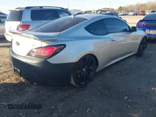 2013 Hyundai Genesis Coupe Track с VIN KMHHU6KJ2DU086535, выставлен на аукционе IAAI как лот 41364304 с пробегом 135 054 миль миль и . История ставок и продаж доступна на DreamBid. Изображение 4.