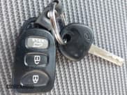 ✅ 2013 Hyundai Veloster w/Black Int • VIN: KMHTC6AD3DU164328 • Lot: 41706019. Wystawiony na IAAI z przebiegiem 106 976 mil. Bezpłatny archiwum sprzedaży aukcyjnych z USA i szczegółowy raport historii pojazdu na DreamBid. Zdjęcie 11.