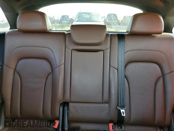 ✅ 2016 Audi Q5 Premium Plus • VIN: WA1L2AFP4GA019876 • Lot: 92634265. Wystawiony na Copart z przebiegiem 102 002 mil. Bezpłatny archiwum sprzedaży aukcyjnych z USA i szczegółowy raport historii pojazdu na DreamBid. Zdjęcie 10.