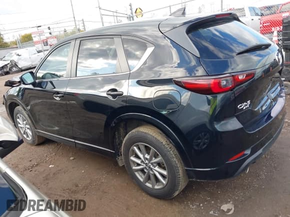 ✅ 2024 Mazda CX-5 S Select • VIN: JM3KFBBL7R0484473 • Lot: 43586378. Listed on IAAI with 11,981 mi. Free auction sales archive from the USA and detailed vehicle history report at DreamBid. Image 14.