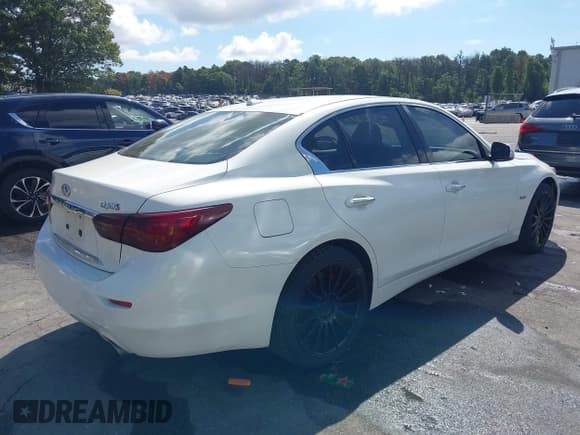 ✅ 2017 Infiniti Q50 Red Sport 400 • VIN: JN1FV7AR2HM870101 • Лот: 43123660. Опубликован ранее на IAAI с пробегом 96 272 миль. Бесплатный доступ к архиву аукционных продаж из США и подробный отчёт об истории автомобиля на DreamBid. Изображение 4.