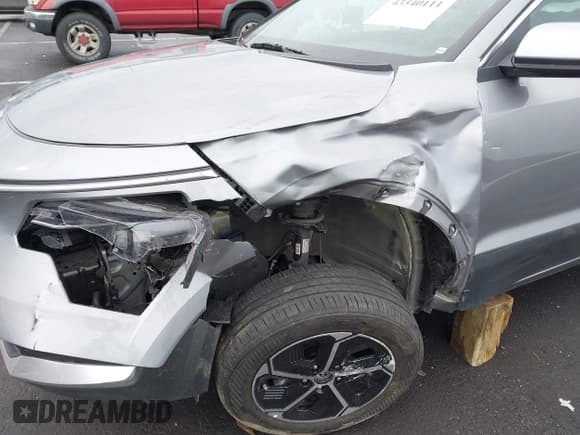 ✅ 2024 Kia Niro EX • VIN: KNDCR3LE5R5184377 • Lot: 43340111. Wystawiony na IAAI z przebiegiem 23 742 mil. Bezpłatny archiwum sprzedaży aukcyjnych z USA i szczegółowy raport historii pojazdu na DreamBid. Zdjęcie 6.