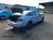 ✅ 2025 Honda Accord Sport-L • VIN: 1HGCY2F70SA026215 • Lot: 43414842. Listed on IAAI with 1,627 mi. Free auction sales archive from the USA and detailed vehicle history report at DreamBid. Image 4.