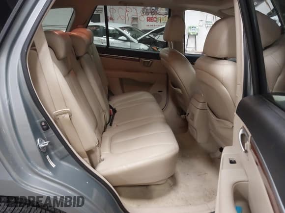 ✅ 2009 Hyundai Santa Fe Limited • VIN: 5NMSH73E49H295716 • Lot: 43686929. Listed on IAAI with 115,273 mi. Free auction sales archive from the USA and detailed vehicle history report at DreamBid. Image 8.