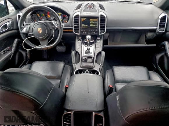 ✅ 2014 Porsche Cayenne Diesel • VIN: WP1AF2A27ELA49098 • Lot: 94094375. Listed on Copart with 73,838 mi. Free auction sales archive from the USA and detailed vehicle history report at DreamBid. Image 8.