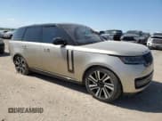 ✅ 2023 Land Rover Range Rover SE • VIN: SALKP9E74PA028542 • Lot: 47986865. Wystawiony na Copart z przebiegiem 22 902 mil. Bezpłatny archiwum sprzedaży aukcyjnych z USA i szczegółowy raport historii pojazdu na DreamBid. Zdjęcie 4.