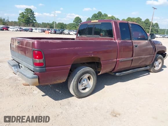 ✅ 2001 Dodge 1500 • VIN: 3B7HC13Z41G246248 • Lot: 43163340. Listed on IAAI with 222,003 mi. Free auction sales archive from the USA and detailed vehicle history report at DreamBid. Image 4.