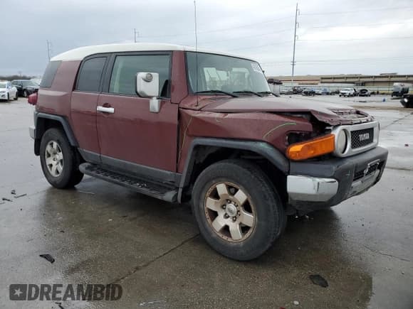 ✅ 2008 Toyota FJ Cruiser • VIN: JTEBU11F98K023102 • Lot: 43163644. Listed on Copart with 181,108 mi. Free auction sales archive from the USA and detailed vehicle history report at DreamBid. Image 4.