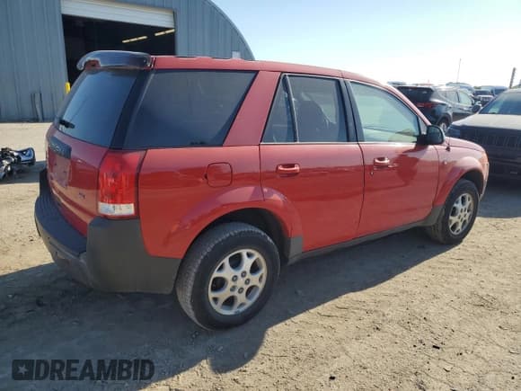 ✅ 2004 Saturn VUE V6 • VIN: 5GZCZ53454S881737 • Lot: 56832185. Wystawiony na Copart z przebiegiem 46 953 mil. Bezpłatny archiwum sprzedaży aukcyjnych z USA i szczegółowy raport historii pojazdu na DreamBid. Zdjęcie 3.