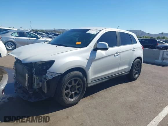 2014 Mitsubishi Outlander SE с VIN 4A4AP4AU6EE005473, выставлен на аукционе IAAI как лот 43439758 с пробегом 137 258 миль миль и . История ставок и продаж доступна на DreamBid. Изображение 2.