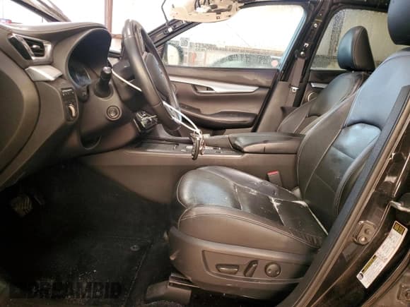 ✅ 2019 Infiniti QX50 Luxe • VIN: 3PCAJ5M32KF121281 • Лот: 91822555. Опубликован ранее на Copart с пробегом 103 476 миль. Бесплатный доступ к архиву аукционных продаж из США и подробный отчёт об истории автомобиля на DreamBid. Изображение 7.