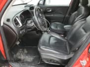 ✅ 2016 Jeep Renegade Limited • VIN: ZACCJADT1GPC76793 • Lot: 47093365. Wystawiony na Copart z przebiegiem 129 838 mil. Bezpłatny archiwum sprzedaży aukcyjnych z USA i szczegółowy raport historii pojazdu na DreamBid. Zdjęcie 7.