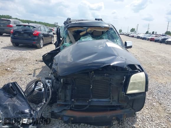 ✅ 2008 Mercury Mountaineer Premier • VIN: 4M2EU38E68UJ17222 • Lot: 42896716. Wystawiony na IAAI z przebiegiem 191 167 mil. Bezpłatny archiwum sprzedaży aukcyjnych z USA i szczegółowy raport historii pojazdu na DreamBid. Zdjęcie 12.