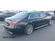 ✅ 2022 Mercedes-Benz S 580 • VIN: W1K6G7GBXNA150825 • Lot: 42350115. Wystawiony na IAAI z przebiegiem 18 482 mil. Bezpłatny archiwum sprzedaży aukcyjnych z USA i szczegółowy raport historii pojazdu na DreamBid. Zdjęcie 4.