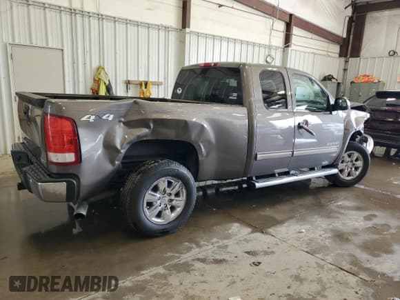 ✅ 2013 GMC Sierra 1500 SLT • VIN: 1GTR2WE79DZ202136 • Lot: 60446845. Listed on Copart with 121,138 mi. Free auction sales archive from the USA and detailed vehicle history report at DreamBid. Image 3.