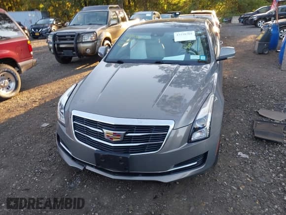 ✅ 2017 Cadillac ATS Luxury AWD • VIN: 1G6AH5SX0H0164481 • Lot: 43338304. Wystawiony na IAAI z przebiegiem 35 518 mil. Bezpłatny archiwum sprzedaży aukcyjnych z USA i szczegółowy raport historii pojazdu na DreamBid. Zdjęcie 12.