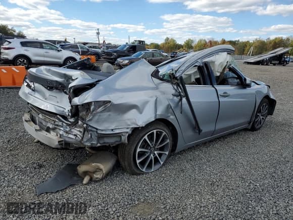✅ 2017 Acura TLX V6 • VIN: 19UUB2F38HA006628 • Lot: 86214325. Listed on Copart with Not provided. Free auction sales archive from the USA and detailed vehicle history report at DreamBid. Image 3.