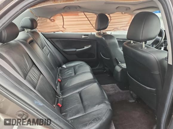✅ 2006 Honda Accord EX-L • VIN: 1HGCM66516A072353 • Lot: 87240255. Listed on Copart with 166,398 mi. Free auction sales archive from the USA and detailed vehicle history report at DreamBid. Image 10.