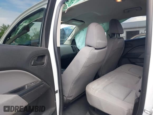 ✅ 2019 Chevrolet Colorado 2WD Work Truck • VIN: 1GCGSBENXK1294089 • Лот: 42512238. Опубликован ранее на IAAI с пробегом 110 648 миль. Бесплатный доступ к архиву аукционных продаж из США и подробный отчёт об истории автомобиля на DreamBid. Изображение 5.