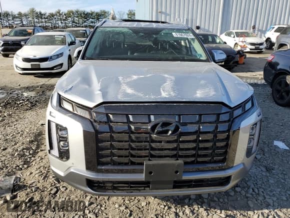 ✅ 2024 Hyundai Palisade Limited • VIN: KM8R5DGE5RU743322 • Лот: 81667024. Опубликован ранее на Copart с пробегом 10 394 миль. Бесплатный доступ к архиву аукционных продаж из США и подробный отчёт об истории автомобиля на DreamBid. Изображение 5.