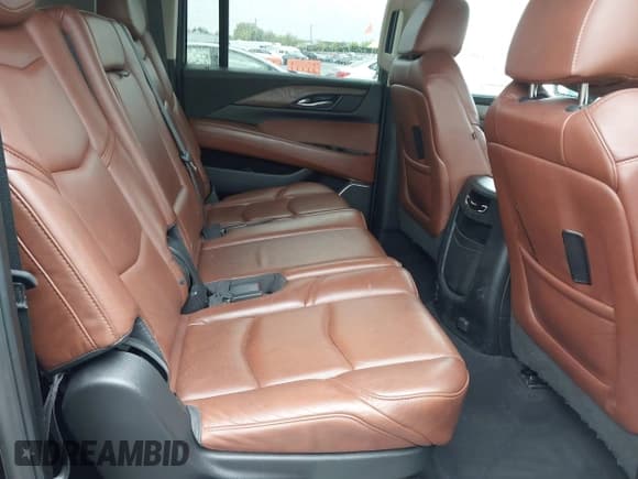 ✅ 2018 Cadillac Escalade ESV Luxury • VIN: 1GYS4HKJ2JR179215 • Lot: 41969880. Listed on IAAI with 45,262 mi. Free auction sales archive from the USA and detailed vehicle history report at DreamBid. Image 8.
