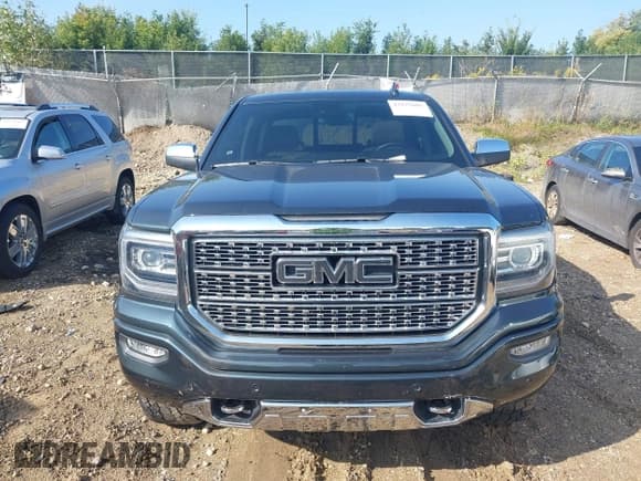 ✅ 2017 GMC Sierra 1500 Denali • VIN: 3GTU2PEJXHG504536 • Lot: 43157897. Listed on IAAI with 112,602 mi. Free auction sales archive from the USA and detailed vehicle history report at DreamBid. Image 12.