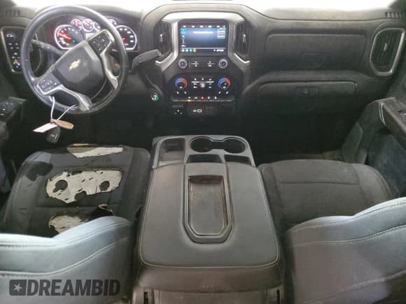 ✅ 2020 Chevrolet Silverado 1500 LT • VIN: 1GCUYDED0LZ310095 • Lot: 79027014. Wystawiony na Copart z przebiegiem 63 672 mil. Bezpłatny archiwum sprzedaży aukcyjnych z USA i szczegółowy raport historii pojazdu na DreamBid. Zdjęcie 8.