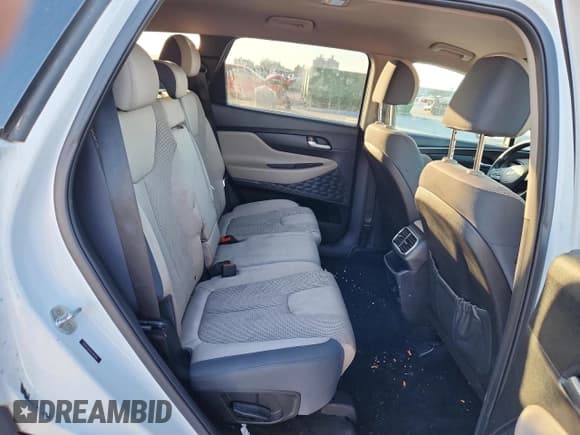 ✅ 2020 Hyundai Santa Fe SE • VIN: 5NMS23AD6LH155646 • Lot: 82552715. Wystawiony na Copart z przebiegiem 61 098 mil. Bezpłatny archiwum sprzedaży aukcyjnych z USA i szczegółowy raport historii pojazdu na DreamBid. Zdjęcie 11.