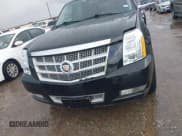 ✅ 2014 Cadillac Escalade Platinum • VIN: 1GYS4DEF7ER118044 • Лот: 42489574. Опубликован ранее на IAAI с пробегом 103 656 миль. Бесплатный доступ к архиву аукционных продаж из США и подробный отчёт об истории автомобиля на DreamBid. Изображение 6.