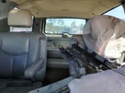 ✅ 2003 Chevrolet Suburban LT • VIN: 3GNEC16Z03G101118 • Лот: 56486765. Опубликован ранее на Copart с пробегом Не указан. Бесплатный доступ к архиву аукционных продаж из США и подробный отчёт об истории автомобиля на DreamBid. Изображение 10.