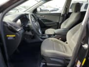 ✅ 2018 Hyundai Santa Fe 2.4L • VIN: 5NMZT3LB6JH098160 • Лот: 65944304. Опубликован ранее на Copart с пробегом 101 051 миль. Бесплатный доступ к архиву аукционных продаж из США и подробный отчёт об истории автомобиля на DreamBid. Изображение 7.