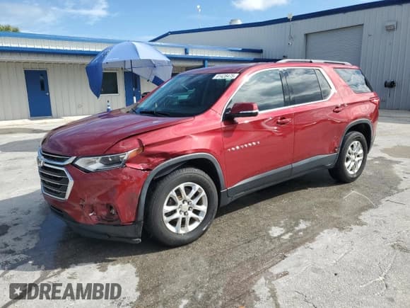 ✅ 2020 Chevrolet Traverse LT Cloth • VIN: 1GNERGKW4LJ281795 • Lot: 91428475. Wystawiony na Copart z przebiegiem 58 977 mil. Bezpłatny archiwum sprzedaży aukcyjnych z USA i szczegółowy raport historii pojazdu na DreamBid. Zdjęcie 1.