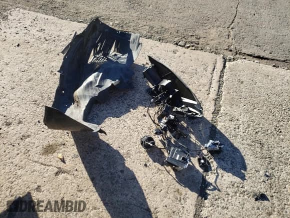 ✅ 2018 Volvo S90 Momentum • VIN: LVY982MK7JP032050 • Лот: 84062875. Опубликован ранее на Copart с пробегом 142 785 миль. Бесплатный доступ к архиву аукционных продаж из США и подробный отчёт об истории автомобиля на DreamBid. Изображение 12.