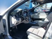 ✅ 2014 Mercedes-Benz C 250 Sport • VIN: WDDGF4HB4ER305973 • Lot: 41781503. Wystawiony na IAAI z przebiegiem 98 542 mil. Bezpłatny archiwum sprzedaży aukcyjnych z USA i szczegółowy raport historii pojazdu na DreamBid. Zdjęcie 5.