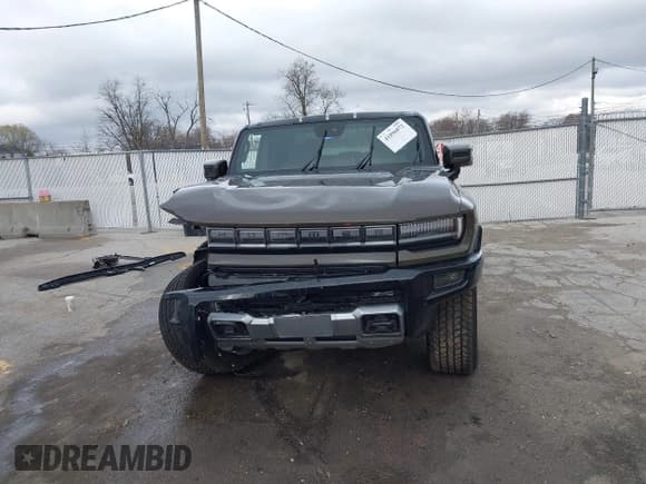 ✅ 2024 GMC HUMMER EV • VIN: 1GT10DDB2RU113168 • Лот: 41896072. Опубликован ранее на IAAI с пробегом 3 657 миль. Бесплатный доступ к архиву аукционных продаж из США и подробный отчёт об истории автомобиля на DreamBid. Изображение 13.